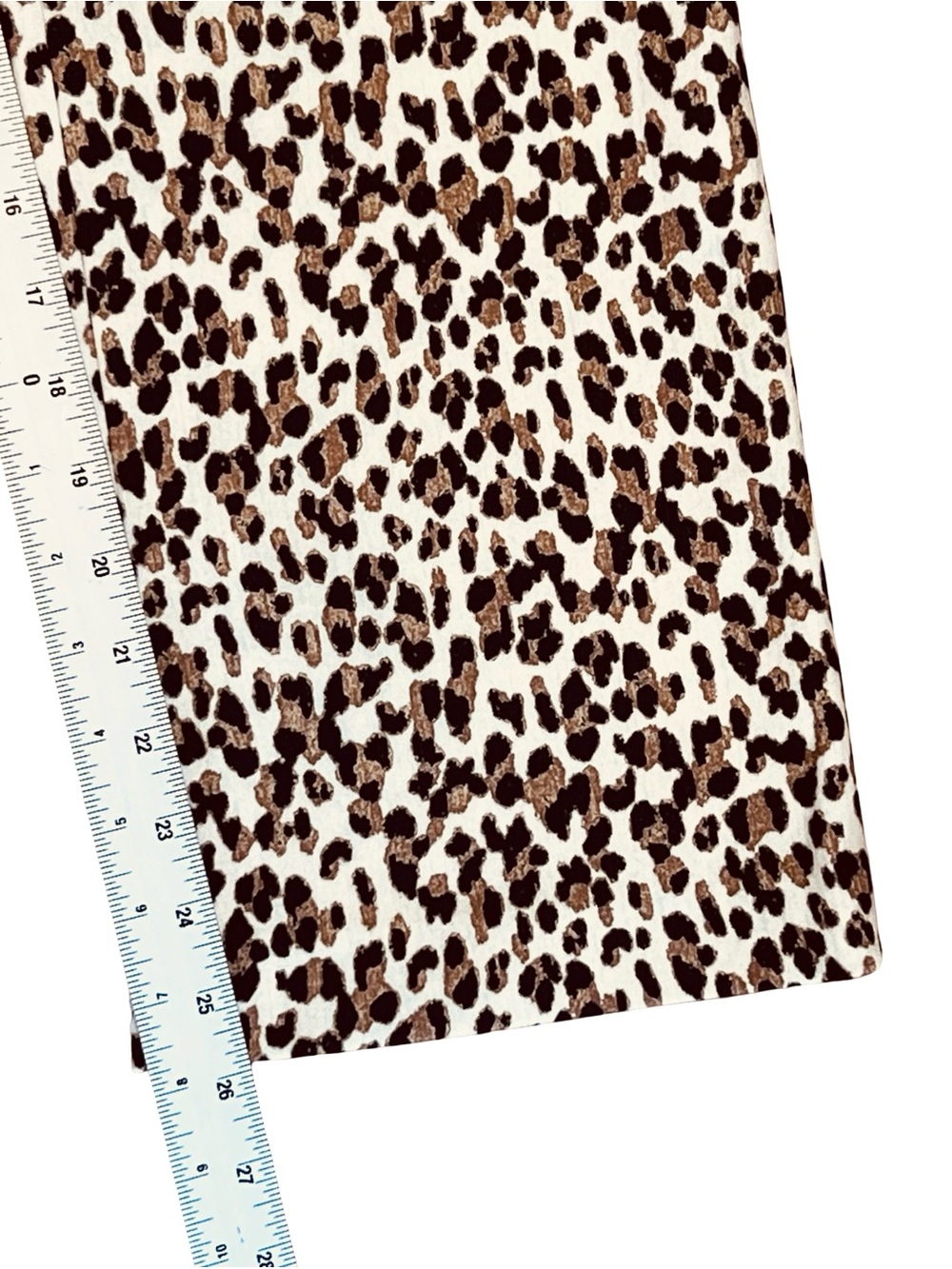 Tuckernuck Women’s Sz L Leopard Crop Flare Pants Ashford Pull On - Picture 14 of 15